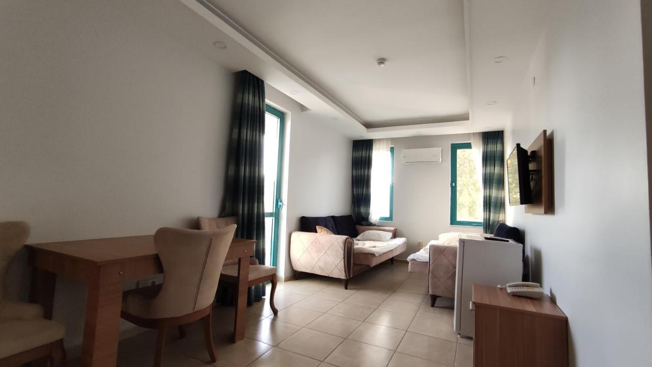 Wonder Life Hotel Side Bagian luar foto